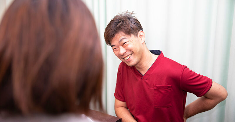 施術内容と料金について事前に説明するカウンセリング